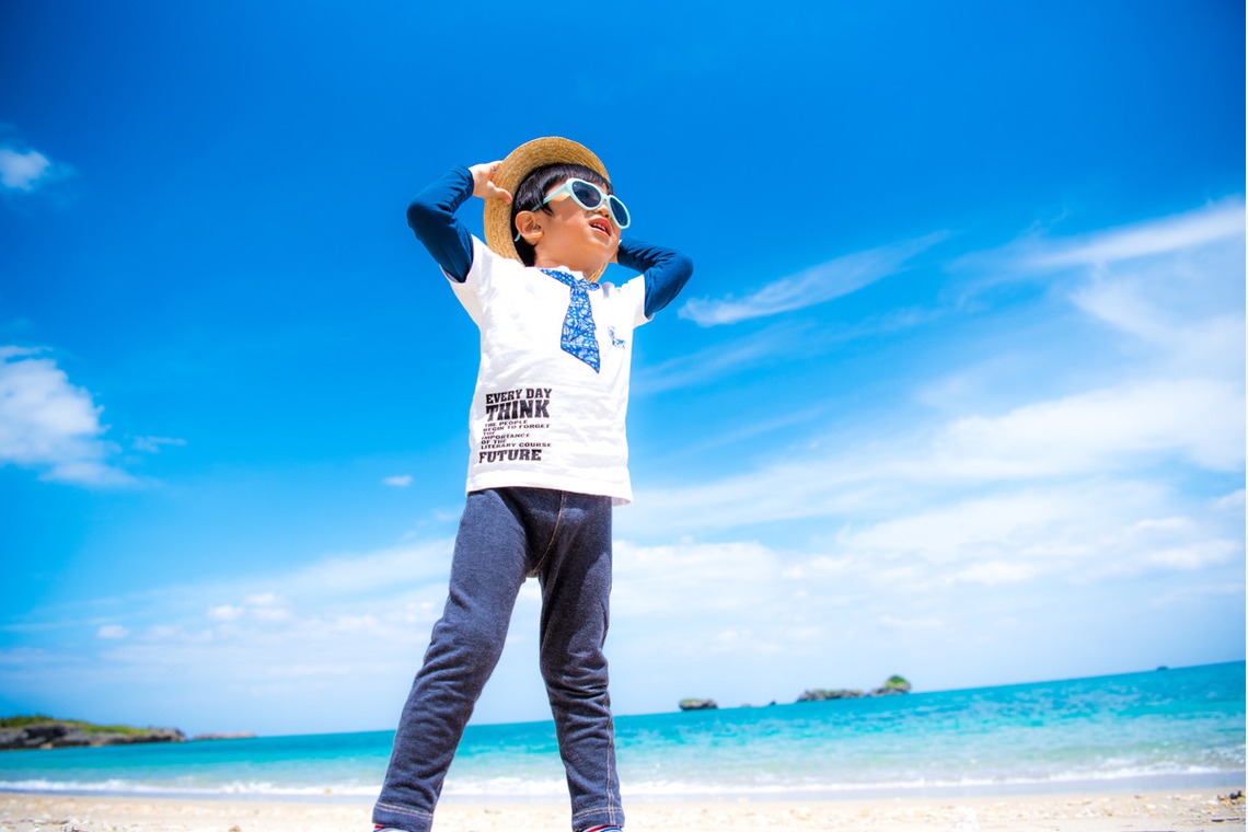 NanoStyleが出張撮影した家族写真(キッズ,ベビーフォト)などが写った「沖縄ファミリーフォト」の家族写真