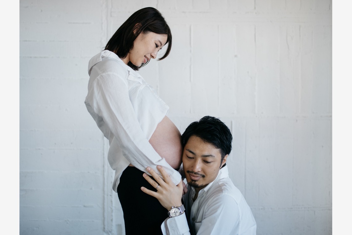 植村由理が撮影したマタニティフォトのアルバム「マタニティフォト@スタジオ」