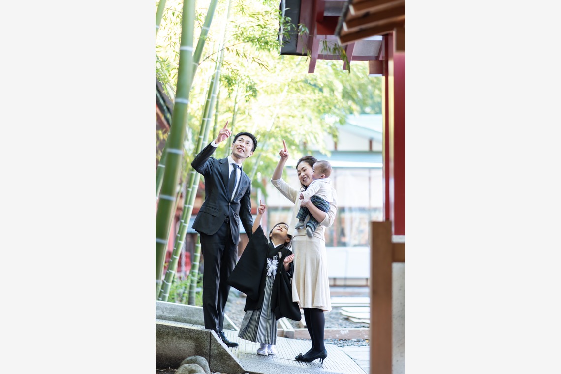 サキヤマ リエが撮影した写真のアルバム「5才男の子・笑顔いっぱいの七五三＠日枝神社」