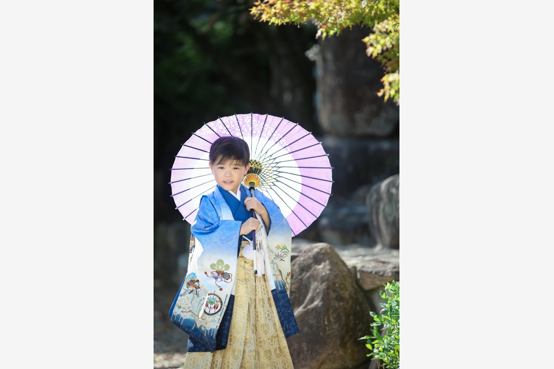 r.n.m Photolifeが出張撮影した家族写真(キッズ,ベビーフォト)などが写った「七五三」の家族写真
