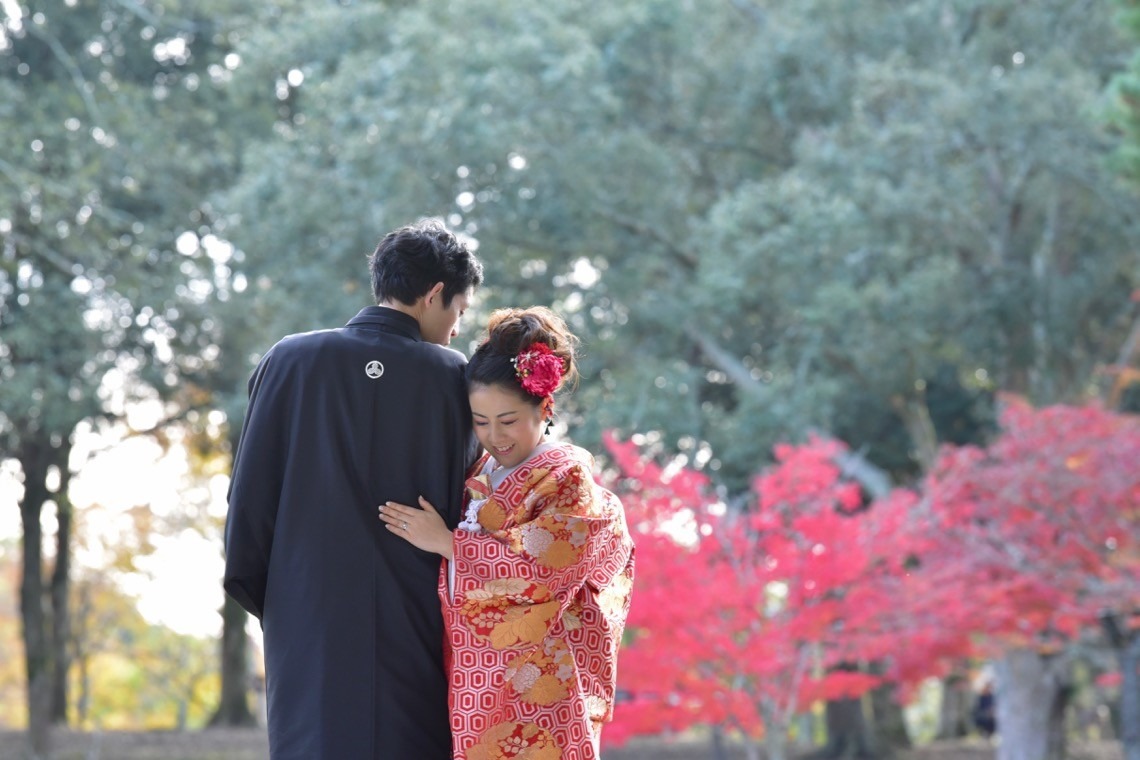 キキフォトワークスが撮影した「秋の奈良公園で和装前撮り」の写真