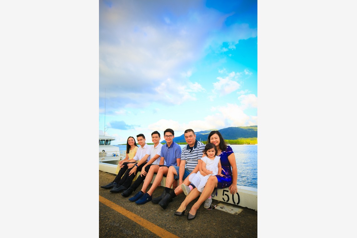 ケアンズ レンズ フォトグラフィーが撮影した写真のアルバム「家族写真 @ Trinity Wharf」