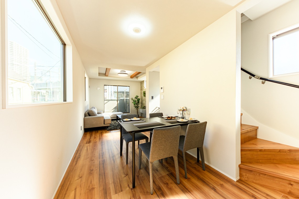 Sally PORTRAITが撮影した写真のアルバム「不動産」