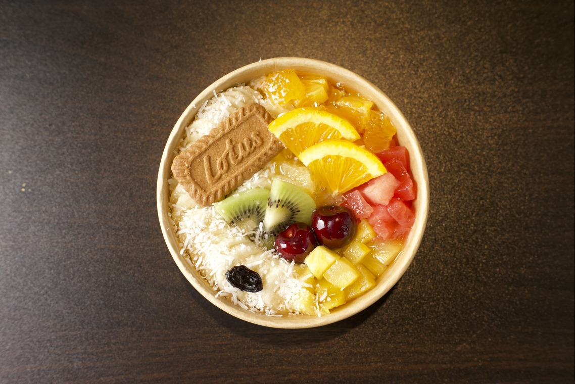 小野和也が撮影した写真のアルバム「HACCHI HONEY アサイーボウル」