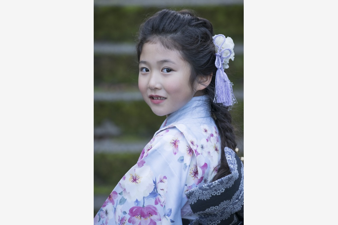 A&Y写真OFFICEが出張撮影した家族写真(キッズ,ベビーフォト)などが写った「７５３お祝い写真」の家族写真