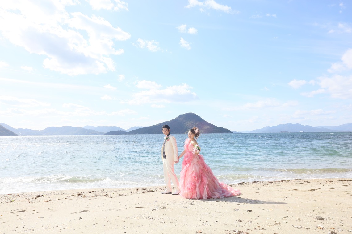 KIKIウェディングが撮影した写真のアルバム「海と和装とイルミネーション」