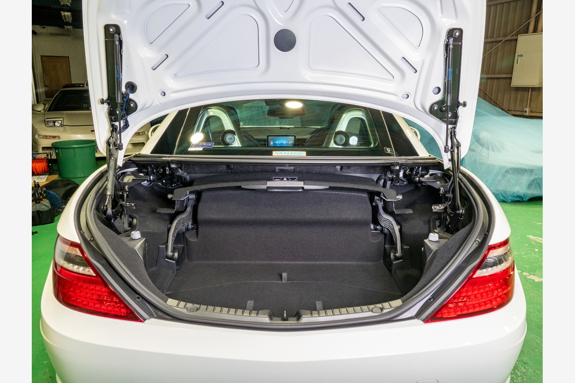原野 英樹が撮影した「輸入車販売会社よりメルセデスベンツ SLK200をカーセンサーSDGE 掲載用写真を依頼いただきました」の写真