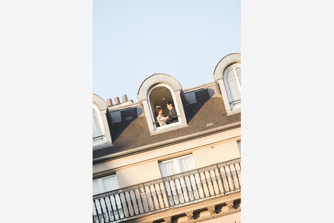 24to Produceが撮影した写真のアルバム「パリでのフォトウェディング」