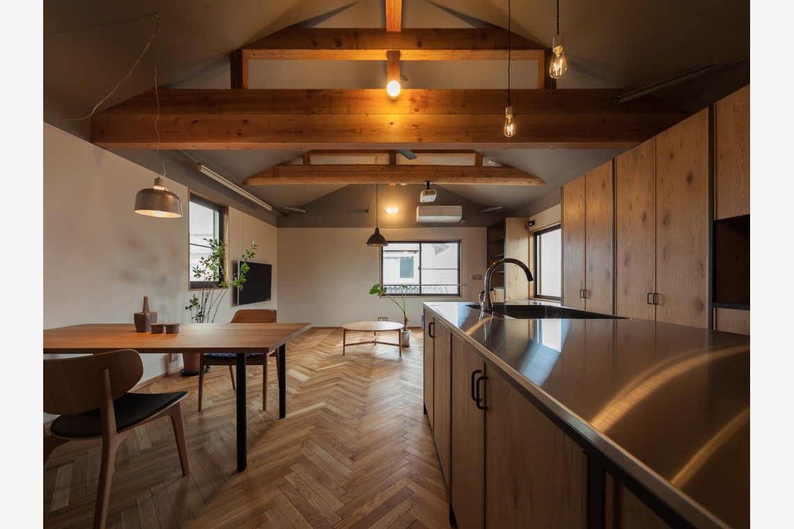 伊東昌信が撮影した「店舗　建築竣工」の写真