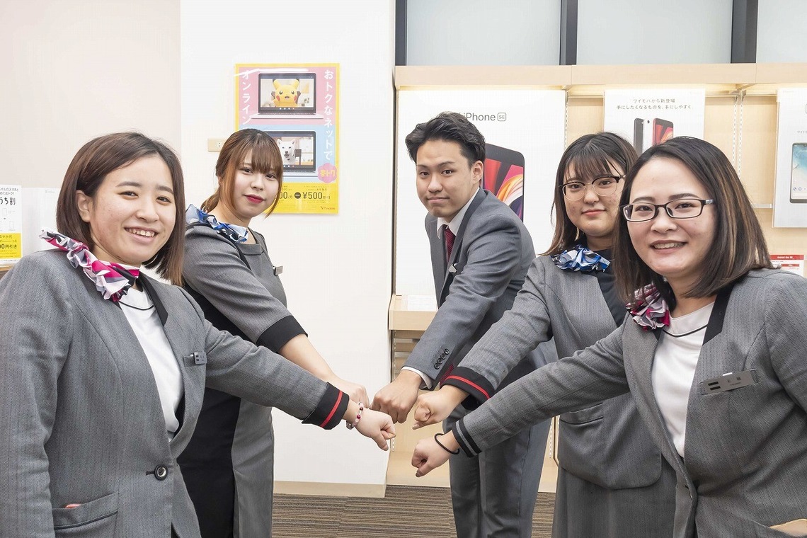 エンリッチ フォトグラフィーが撮影した写真のアルバム「インタビュー取材(集合写真)」