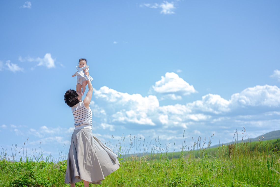高木勇斗が出張撮影した家族写真(キッズ,ベビーフォト)などが写った「親子」の家族写真
