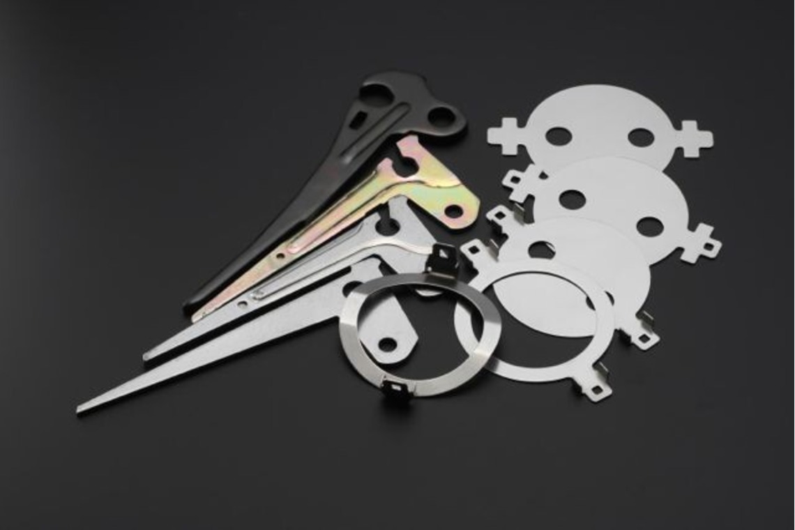 エルスタジオが撮影した写真のアルバム「OBJECTS」