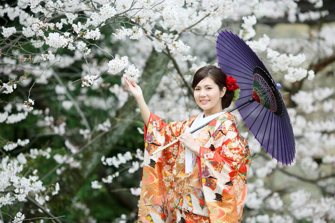 Photo of I begin to strike it with a salted cherry leave and a castle. taken by KIKIウェディング