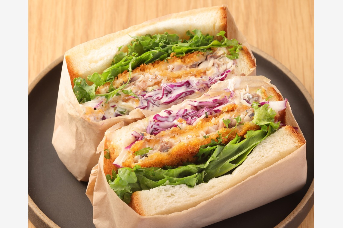 森安　照が撮影した「ドッグ・サンドウィッチ・バーガー・ドリンク」の写真