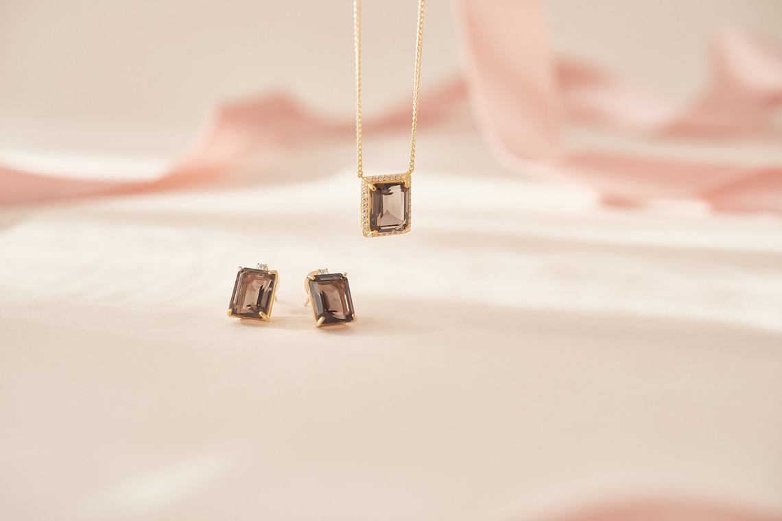 冨永豊貴が撮影した写真のアルバム「ジュエリーブランドの撮影」