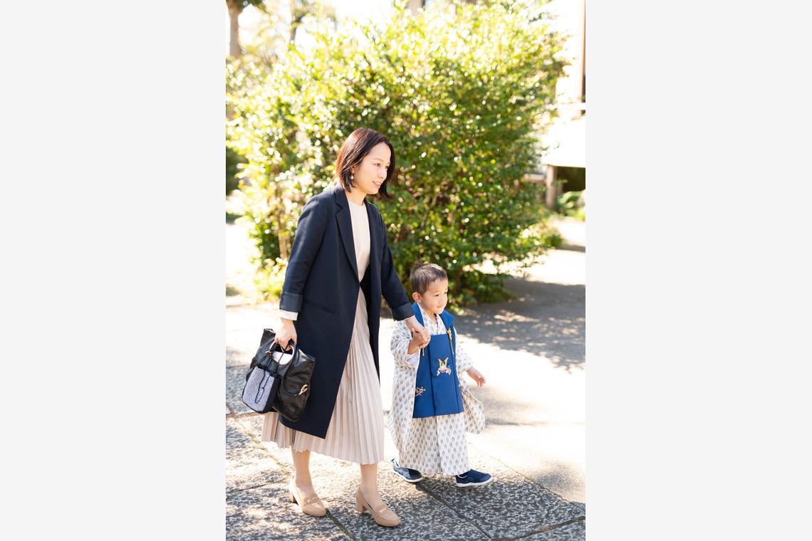 Takushi Yamamoto Photo Officeが出張撮影した家族写真(キッズ,ベビーフォト)などが写った「ポートレート」の家族写真