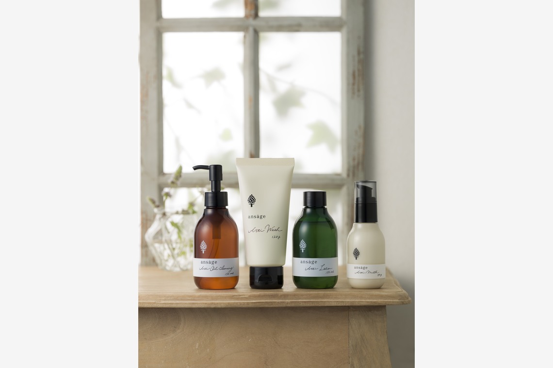 株式会社snowが撮影した「化粧品」の写真