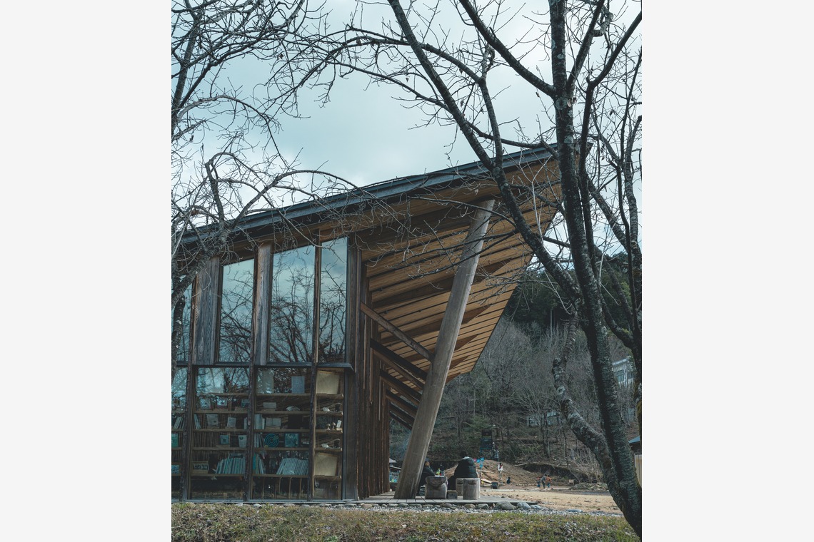 森本海斗が撮影した写真のアルバム「物件写真」