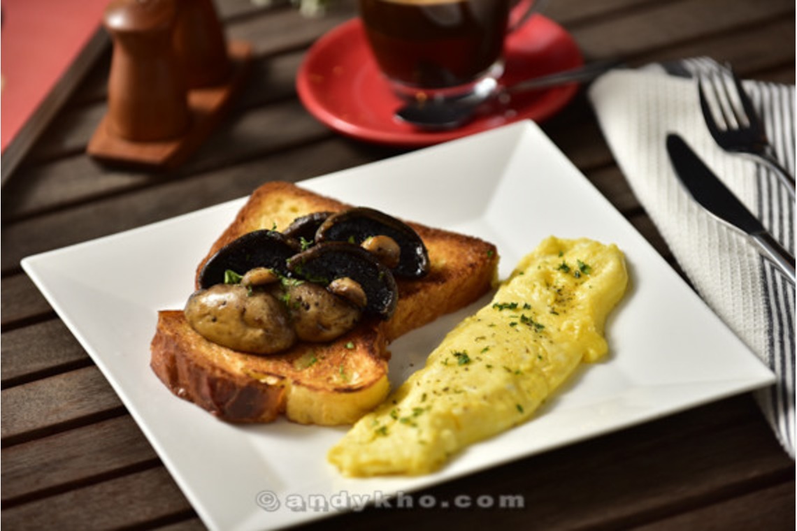 Andy Khoが撮影した写真のアルバム「Beans & Meat Commercial Food Photography」