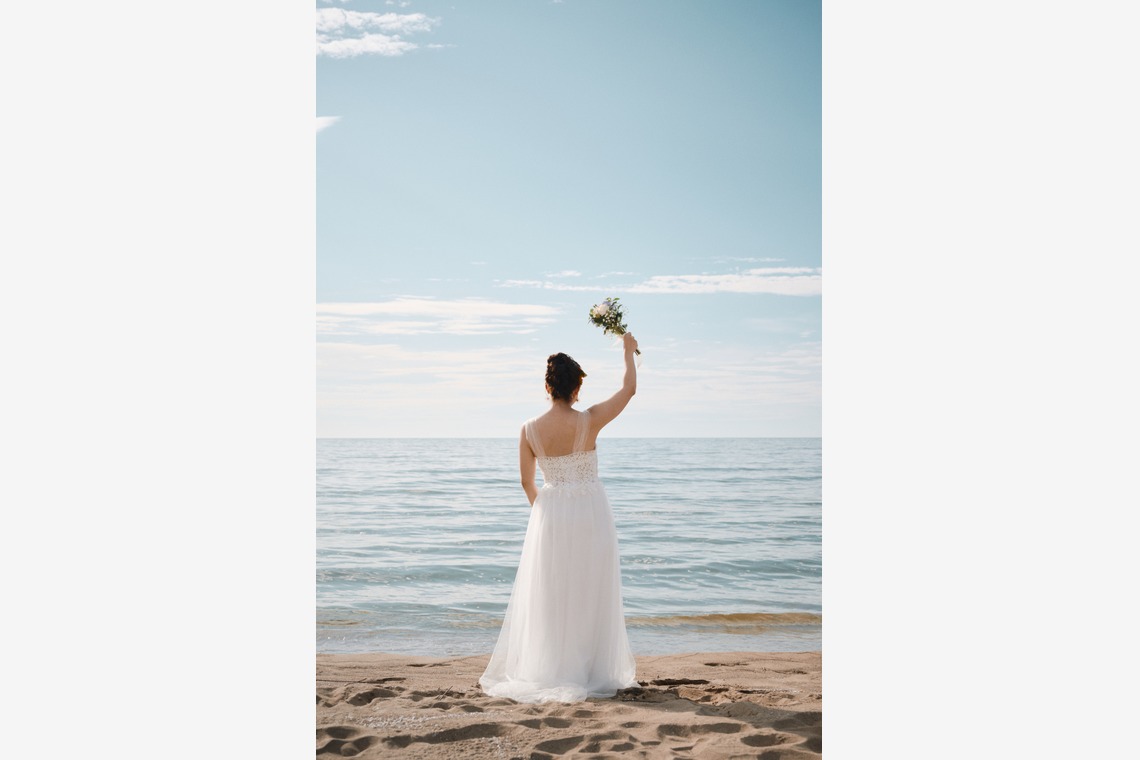 児玉 一成が撮影した写真のアルバム「ウェディング前撮り（内灘海岸）」