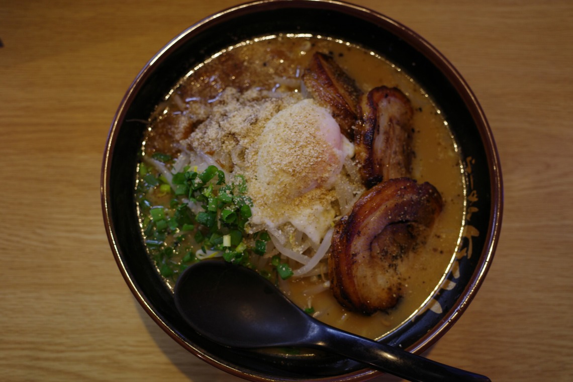 アサノカツヒトが出張撮影した家族写真(キッズ,ベビーフォト)などが写った「食べ物」の家族写真