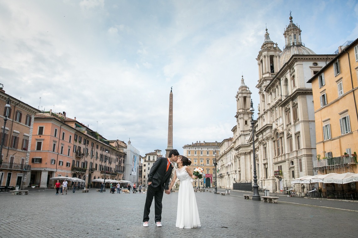 Photo of Wedding in Rome - Spanish Steps, Trevi Fountains, Pantheon, Piazza Navona taken by Kyoko Ide Photography