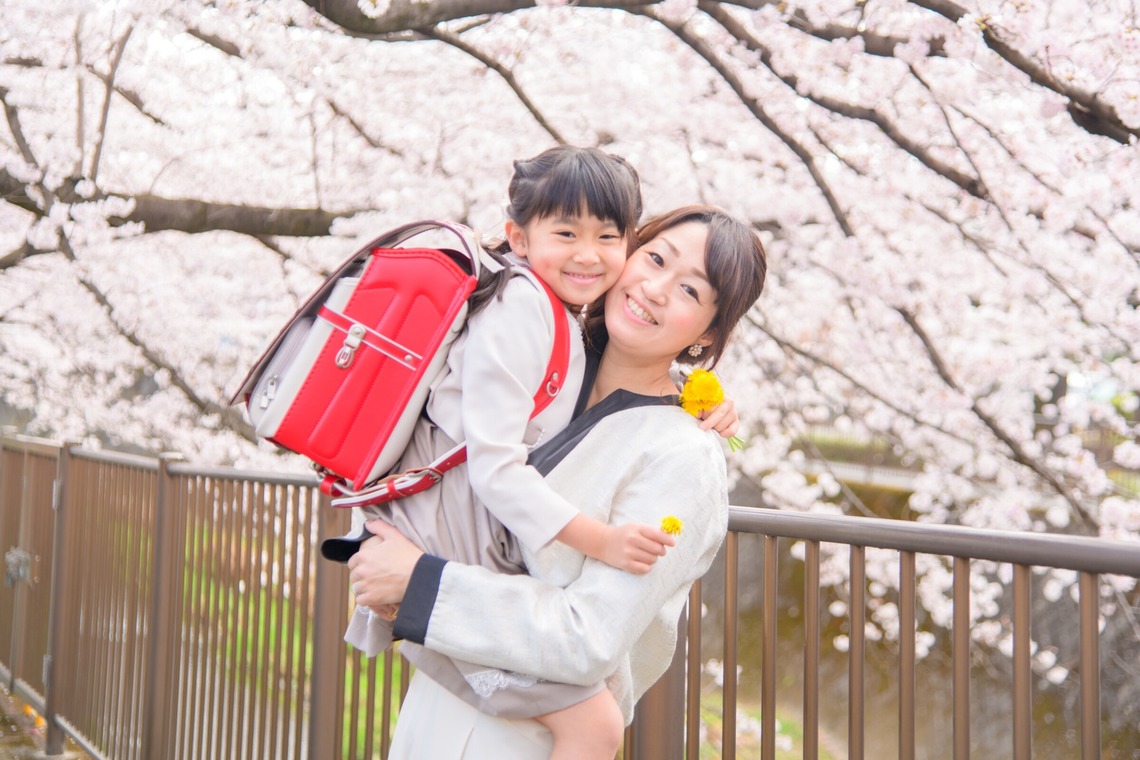 関場優太が撮影した写真のアルバム「入学記念の家族写真」