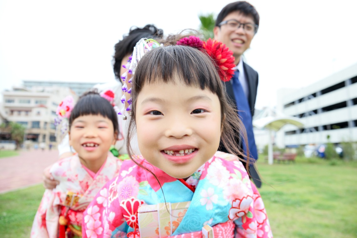 なかがわさとみが出張撮影した家族写真(キッズ,ベビーフォト)などが写った「双子ちゃん七五三＠千葉みなと」の家族写真