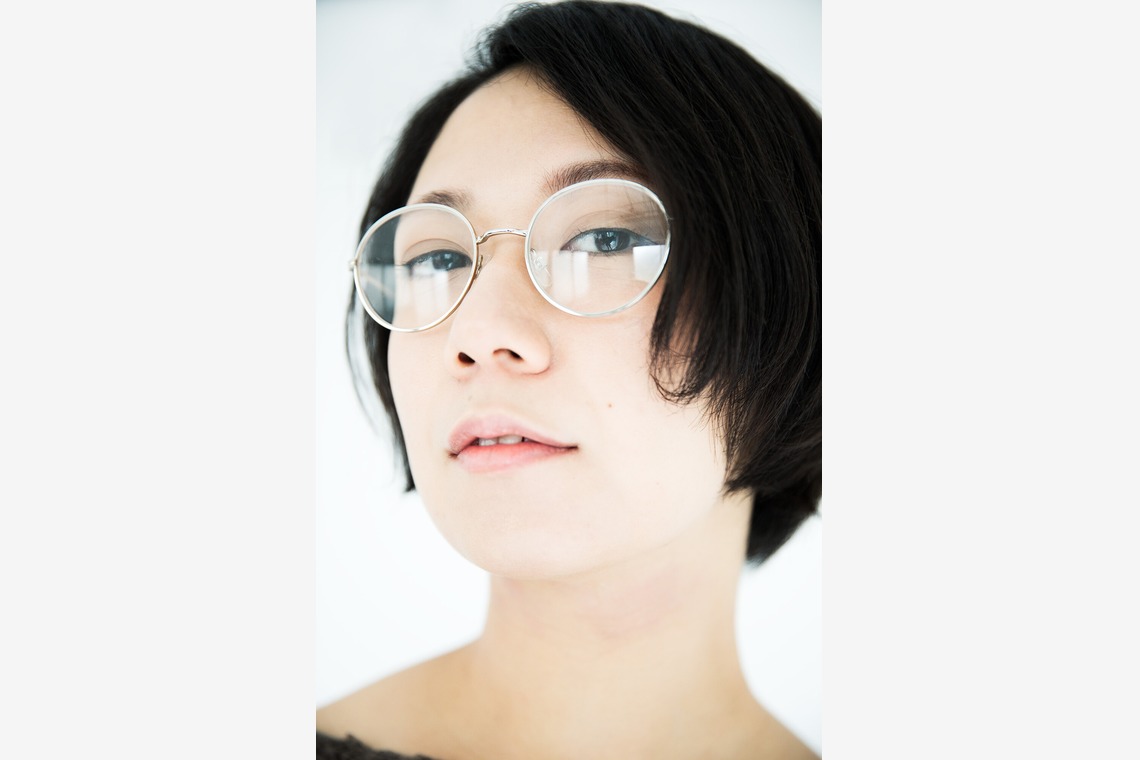 内山慎也が撮影した写真のアルバム「ポートレート」