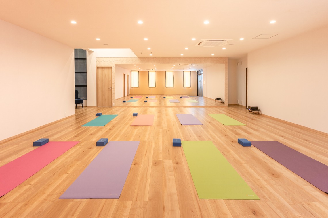 Grassvalley.incが撮影した「ヨガスタジオ撮影」の写真