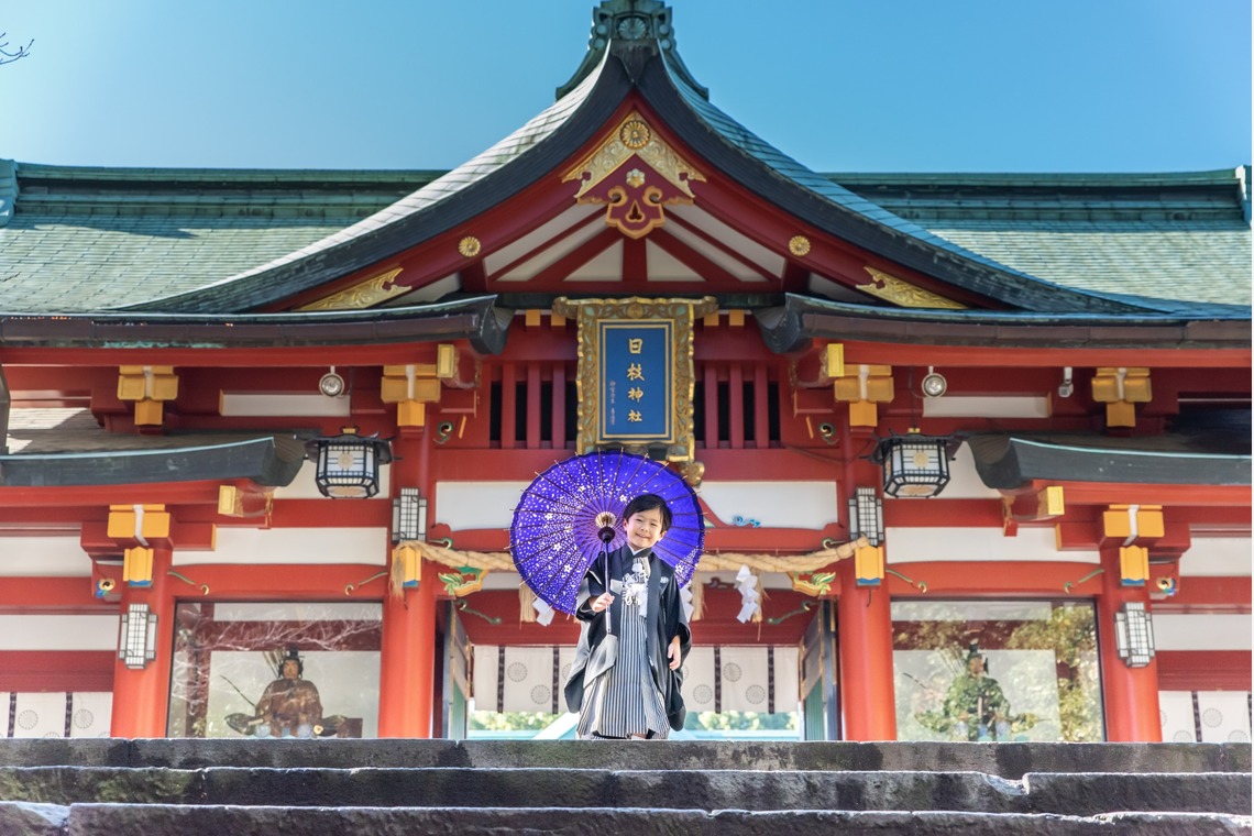 サキヤマ リエが撮影した写真のアルバム「5才男の子・笑顔いっぱいの七五三＠日枝神社」