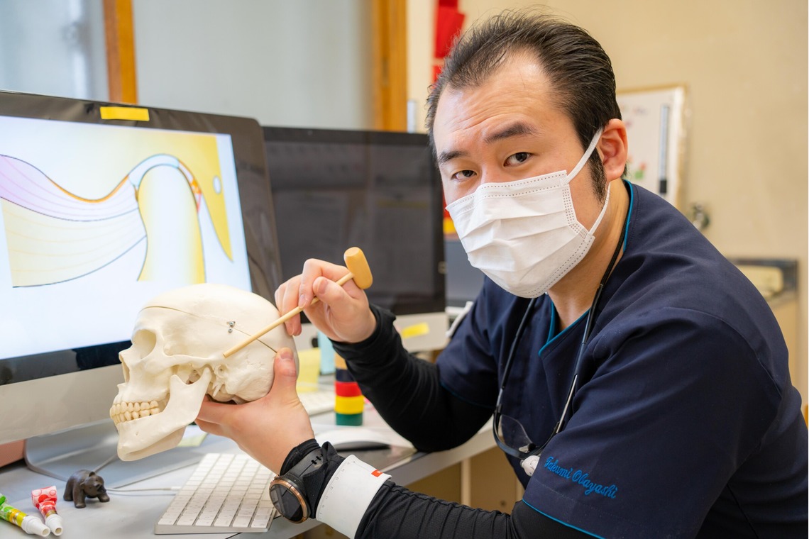 石橋宙大が撮影した「茶畑歯科医院」の写真