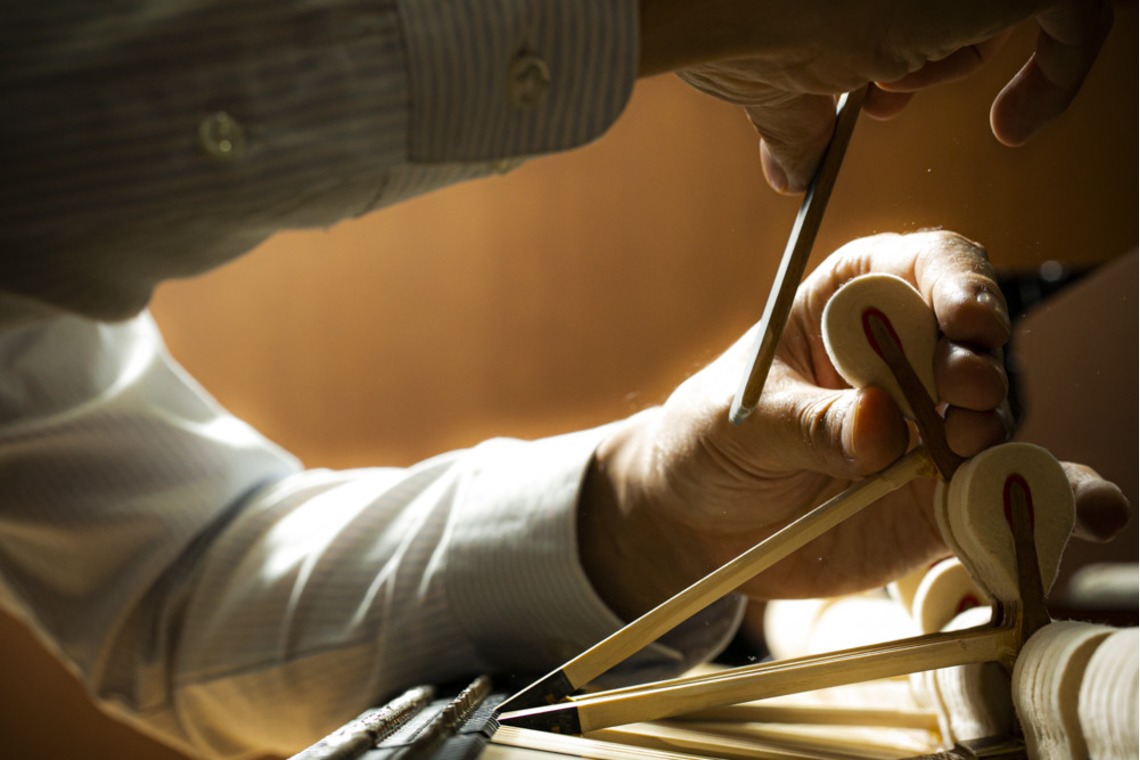 布川航太が撮影した「職人撮影-調律師」の写真