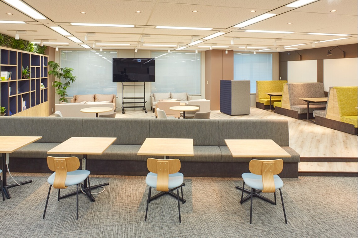 岩瀬泰治が撮影した「内観写真」の写真