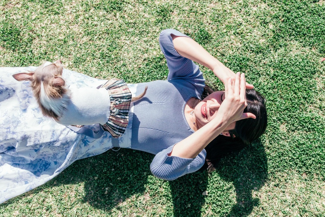 ポートレート沖縄が出張撮影した家族写真(キッズ,ベビーフォト)などが写った「ペット撮影」の家族写真