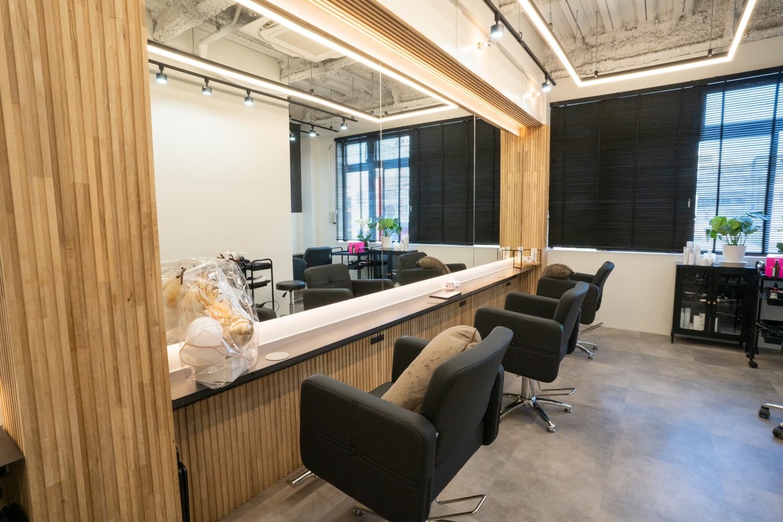 鈴木美咲が撮影した「新規開業ヘアサロン撮影」の写真