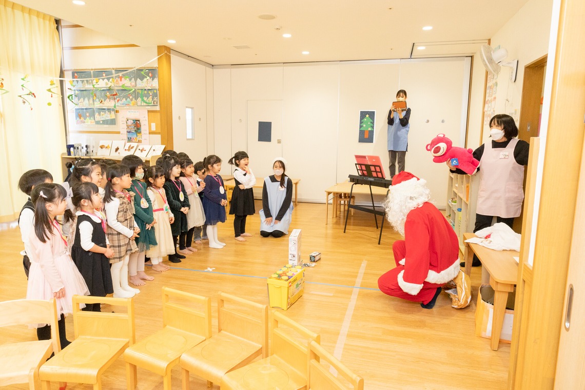 勝俣遥子が撮影した写真のアルバム「スクールフォト」