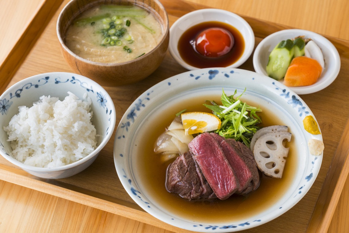 笠井鉄正写真事務所が撮影した「料理撮影（単品からコース・集合まで）」の写真