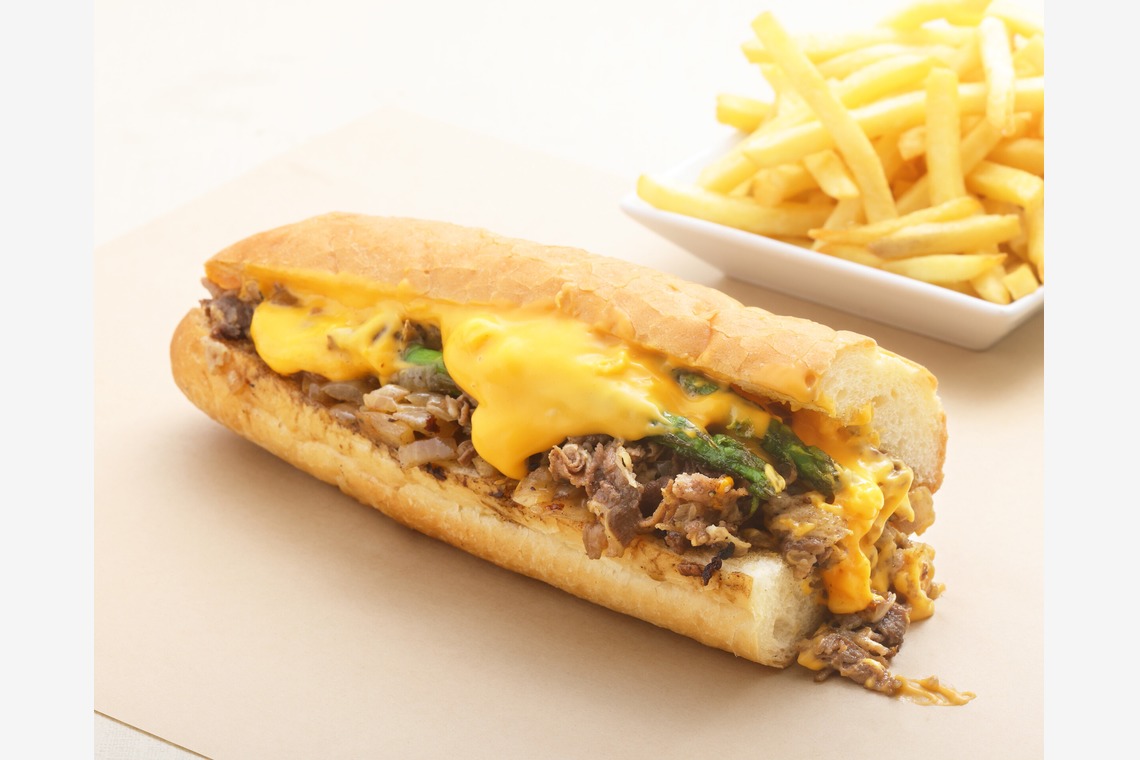 森安　照が撮影した写真のアルバム「サンドイッチ、ドッグ、バーガー」