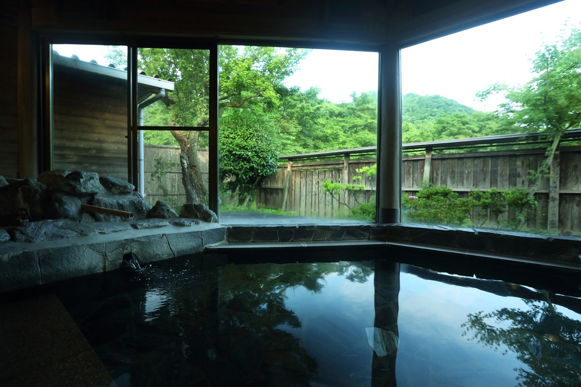 もりしたつよしが撮影した「企業パンフレット、web」の写真