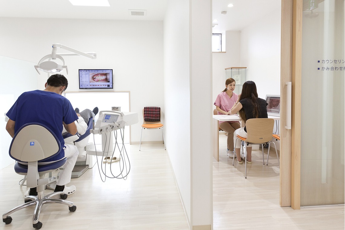 末安 善之が撮影した写真のアルバム「クリニック」