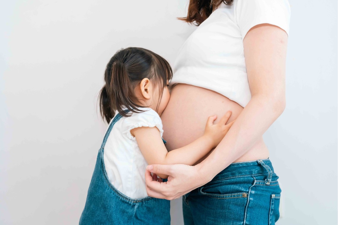 Cinematic Eyes 森川有栄が撮影した写真のアルバム「名古屋　マタニティフォト　家族写真」