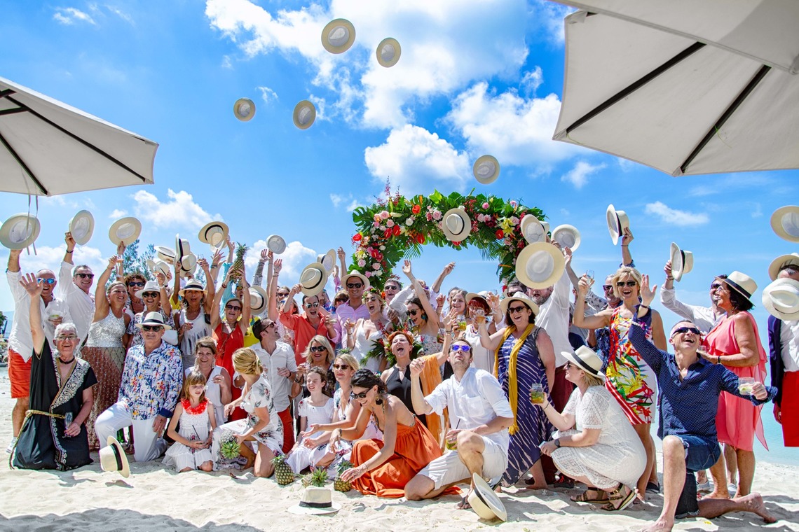 Alex Dadushcoが撮影した「ビーチウェディング写真」の写真