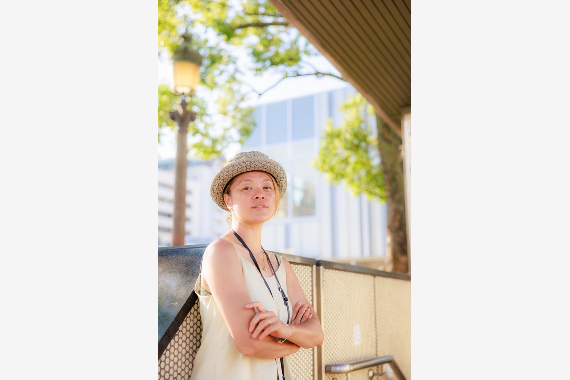 ちずカメラが撮影した「女性」の写真