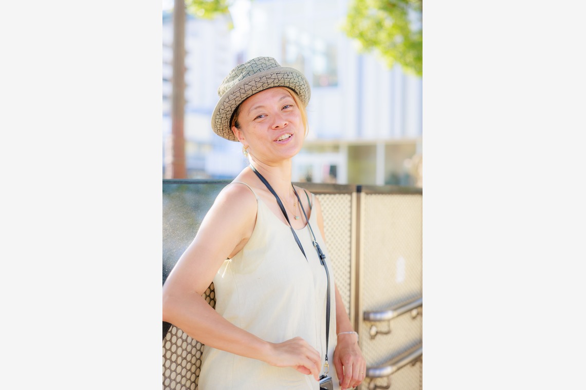 ちずカメラが撮影した「女性」の写真