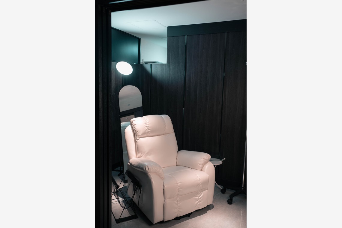 安部優吾が撮影した「美容クリニック」の写真