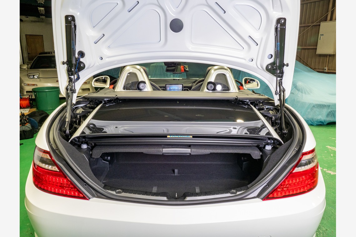 原野 英樹が撮影した「輸入車販売会社よりメルセデスベンツ SLK200をカーセンサーSDGE 掲載用写真を依頼いただきました」の写真