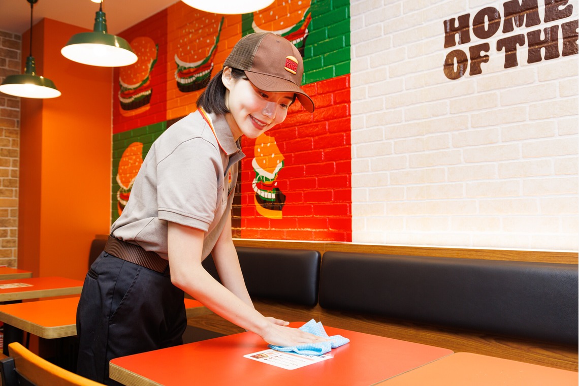 Yusuke Usuiが撮影した「マイナビバイト様 バーガーキング 求人広告撮影」の写真