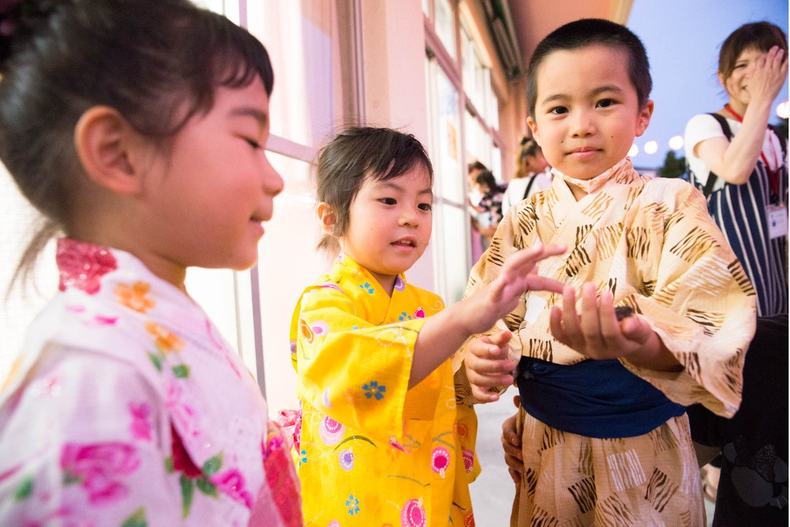 Happy Baby Projectが出張撮影した家族写真(キッズ,ベビーフォト)などが写った「入学式卒業式」の家族写真