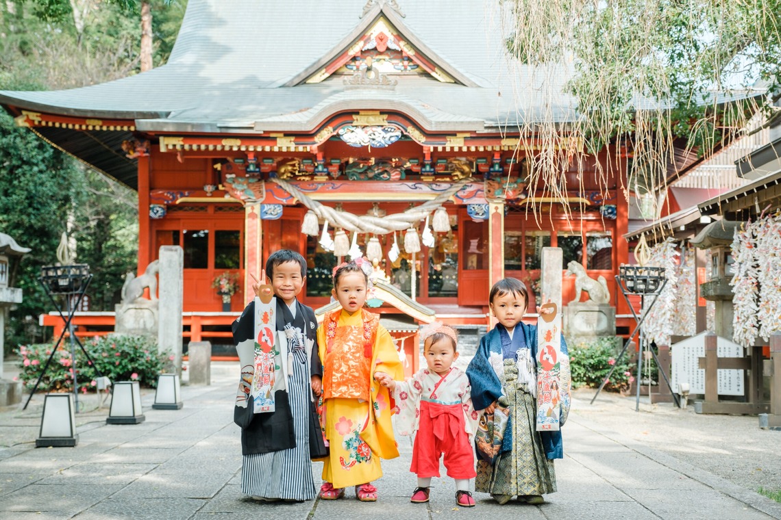 ワイヤリングが撮影した家族写真の出張撮影/七五三フォト/お宮参りのアルバム「ファミリー」